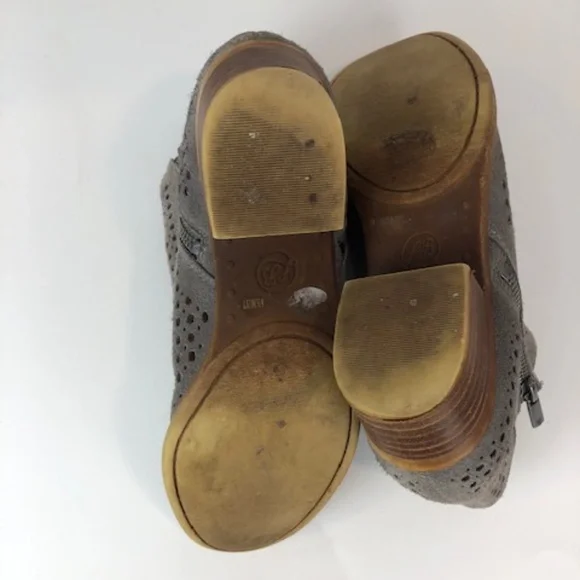 Lucky Brand Women's Perforated Ankle Suede Boots Sz 6.5 - Picture 10 of 12